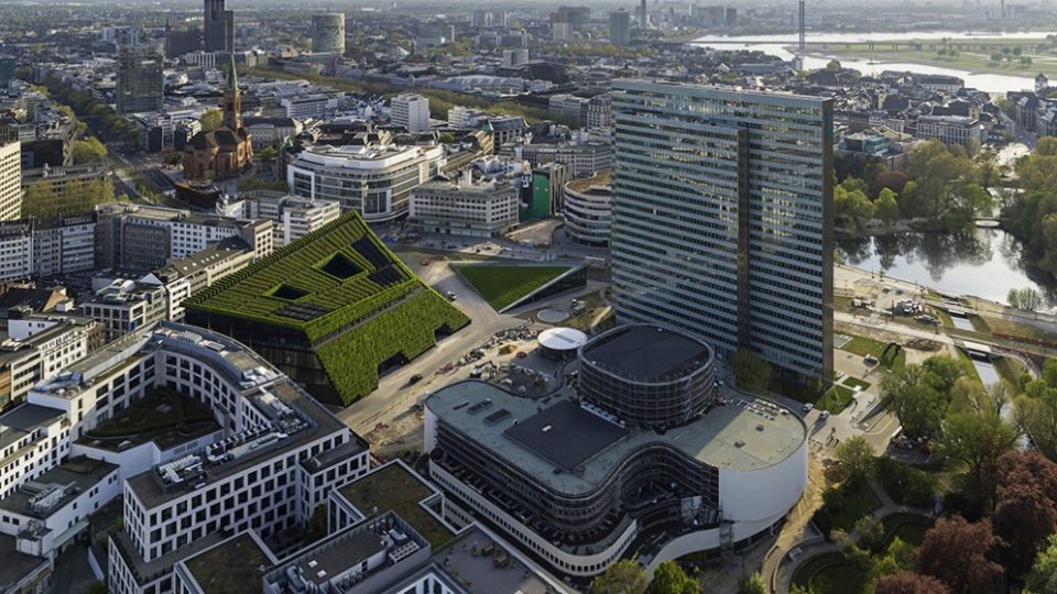 Düsseldorf – Kö Bogen II The largest vertical garden in Europe